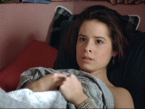 holly marie combs naked pictures